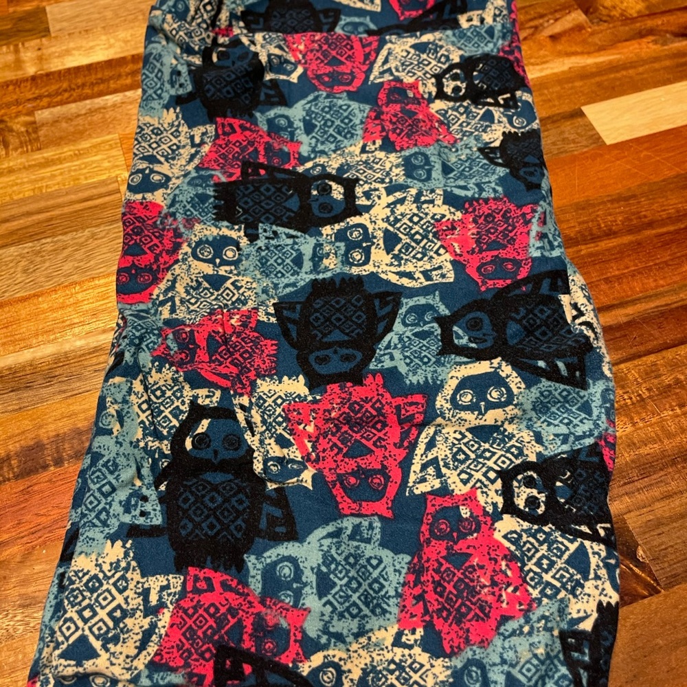 Lularoe Owl One Size OS leggings